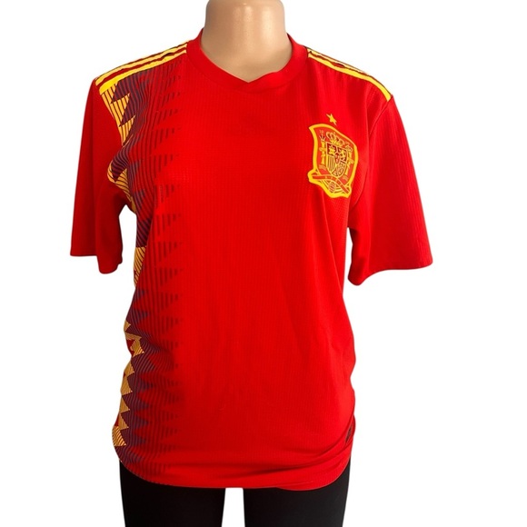 3/$30 🍂 Adidas Spain National Team Soccer Red Jersey 2018 - Picture 1 of 10